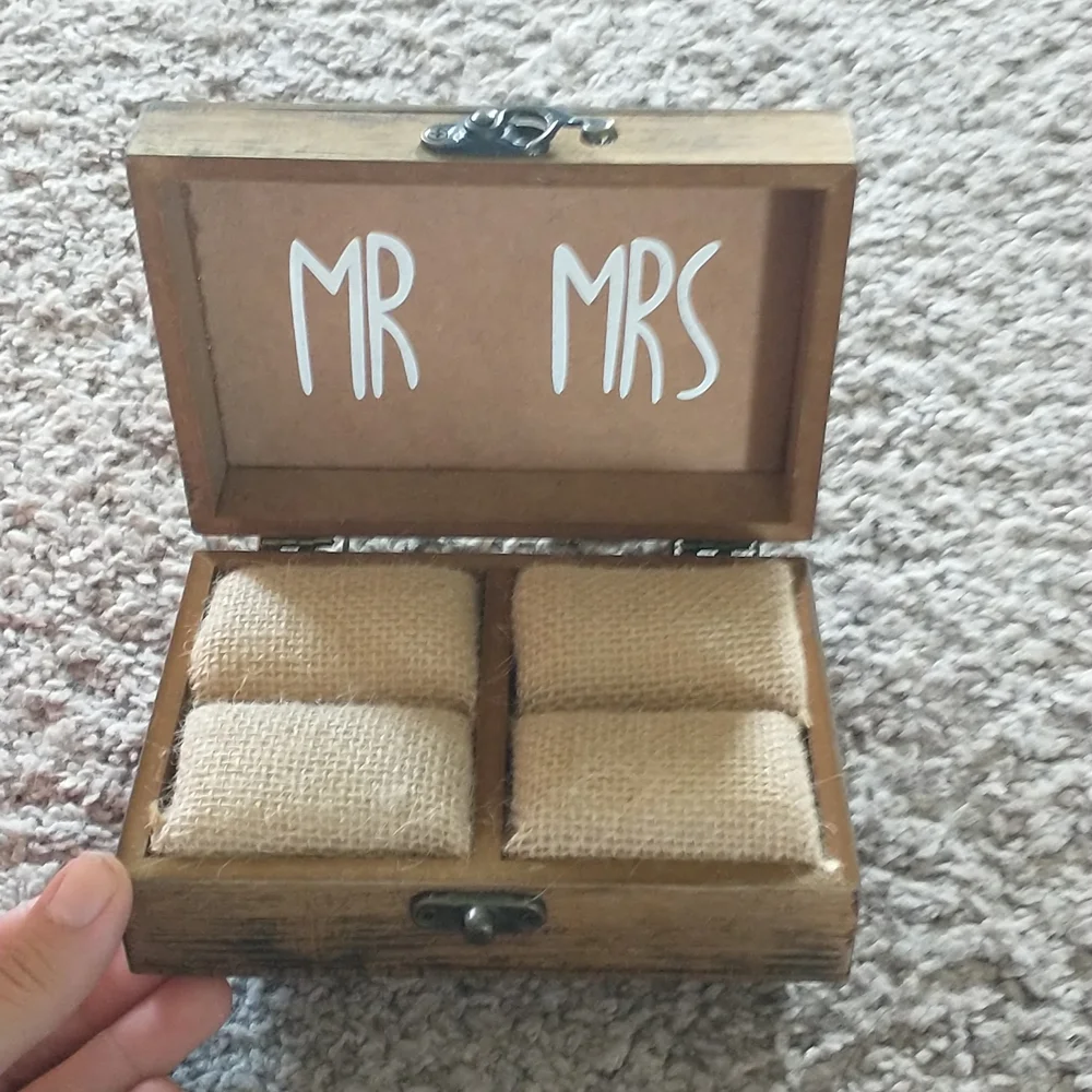 Ring Box - Picture 4 of 12